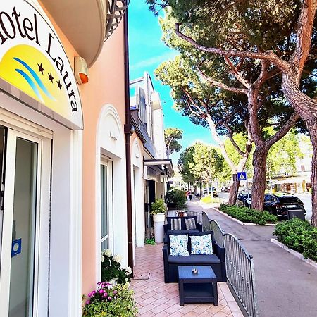 Hotel Laura Cesenatico Eksteriør billede